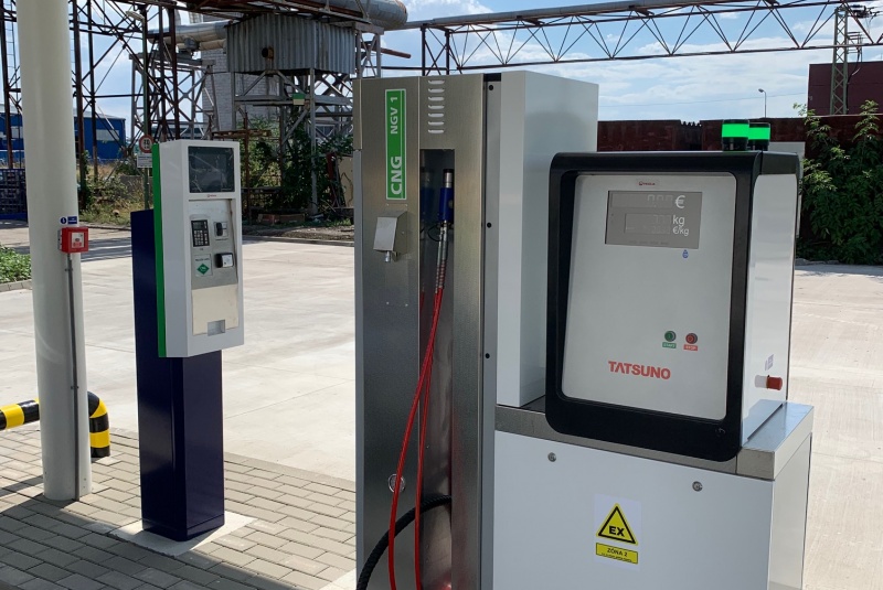 Referencie / 2022 - Realizácia výstavby a inštalácia plniacej stanice CNG v Leviciach - foto Referencie / 2022 - Realizácia výstavby a inštalácia plniacej stanice CNG v Leviciach - foto