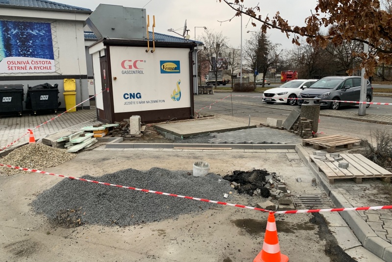 Referencie / 2021 - Doplnenie externých CNG zásobníkov CNG Olomouc - foto Referencie / 2021 - Doplnenie externých CNG zásobníkov CNG Olomouc - foto
