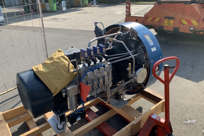 Referencie / 2021 - Rekonštrukcia plniacej stanice CNG Ostrava - foto Referencie / 2021 - Rekonštrukcia plniacej stanice CNG Ostrava - foto